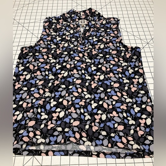 Anne Klein Tops - Anne Klein Women’s Large Blouse